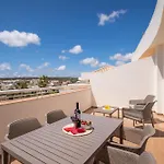 Orange Ocean View, Porto De Mos Vr29 Lägenhet *