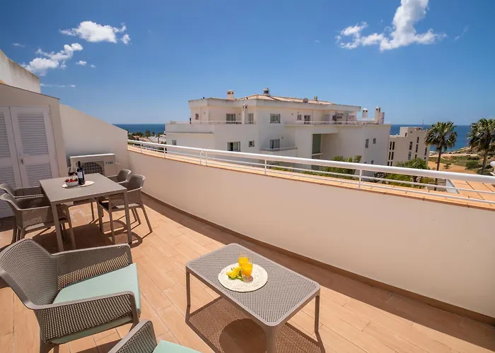 Orange Ocean View, Porto De Mos Vr29 Apartment